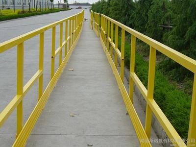 玻璃鋼護(hù)欄